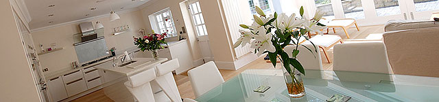 An image of a kitchen designed and installed by Sherwin Hall Kitchens